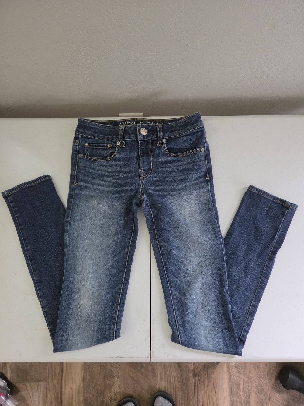 American Eagle Outfitters Women's Mid-Rise Slim Jeans - Medium Blue Wash